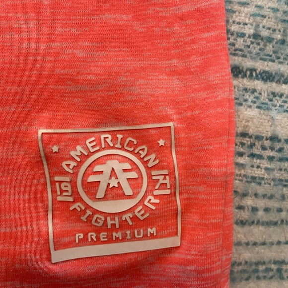 Mens XL American fighter shirt ! No stains, smoke free in good condition - Picture 3 of 5